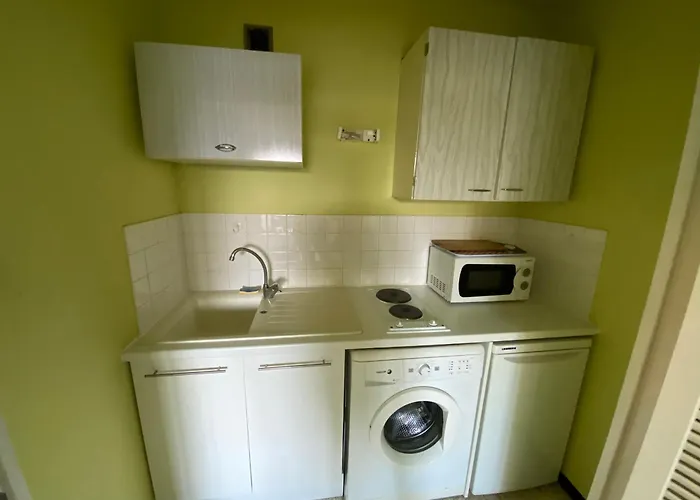 Pres De La Avec Balcon Pour 4 Personnes - Fr-1-837-54 Apartman *